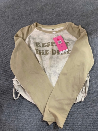 Áo Rút Hông T.K.Linh