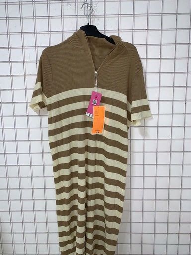 Váy Dài Kẻ Nâu Trắng T.Linh