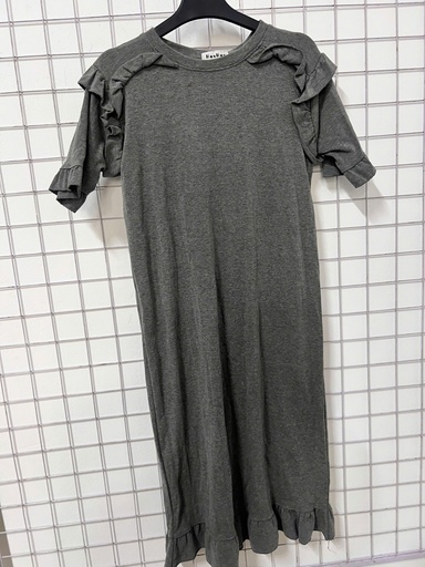 VÁY XÁM TAY BÈO LINH