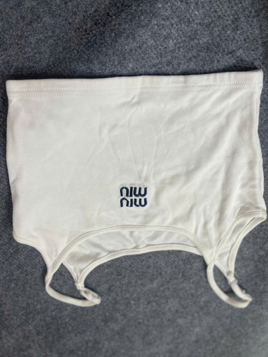 ÁO 2 DÂY TRẮNG MIUMIU THUY