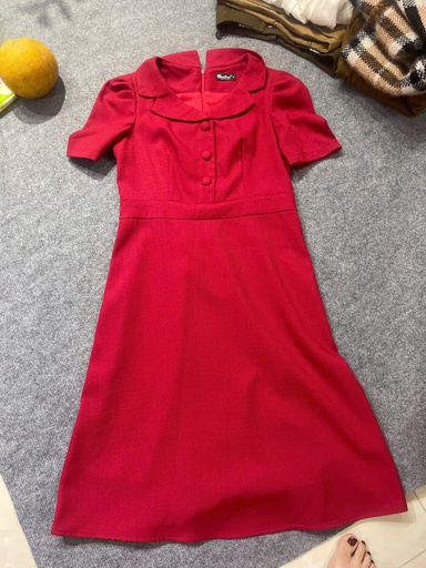 VÁY ĐỎ CÔNG SỞ THUY