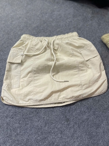 QUẦN GIẢ VÁY TRẮNG THUY