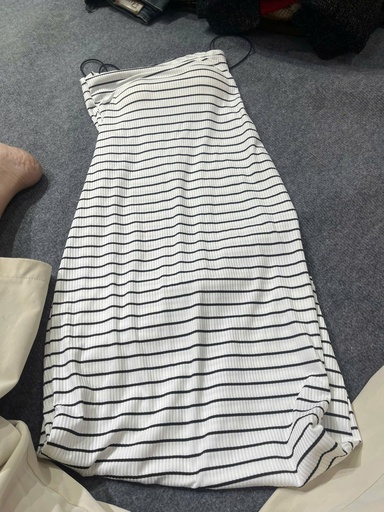 VÁY 2 DÂY KẺ THUY