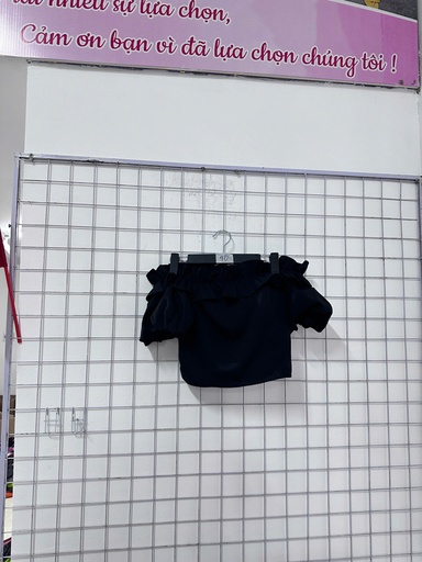 áo trễ vai bèo đen