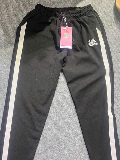 QUẦN LEGGING ĐEN SỌC TRẮNG LINH