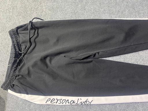 QUẦN LEGGING ĐEN LINH