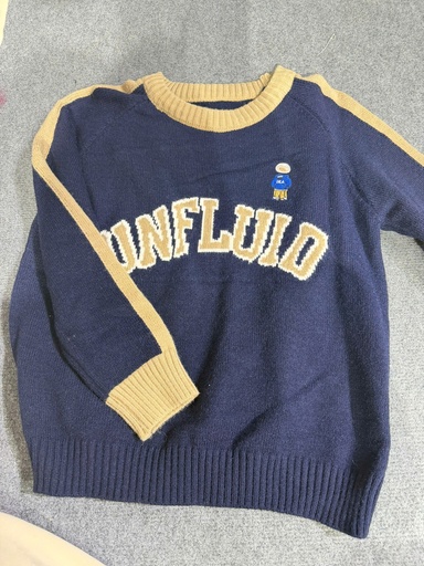 Áo len xanh than UNFLUID VTrinh 