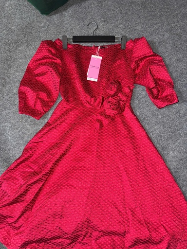 Váy đỏ hoa eo NTPTHAO