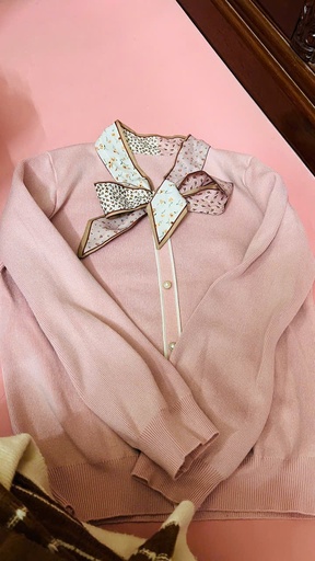 ÁO LEN HÔNG NƠ LAN