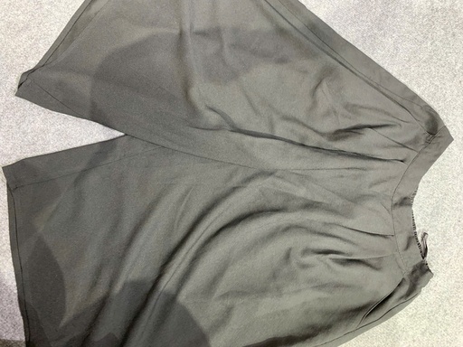 QUẦN SOOC ĐEN HHIEN