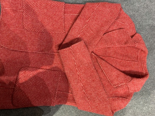 ÁO KHOÁC ĐỎ CARO LITI HHIEN