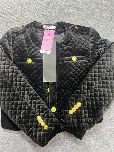 ÁO KHOÁC NHUNG ĐEN TRẦN TRÁM THUY