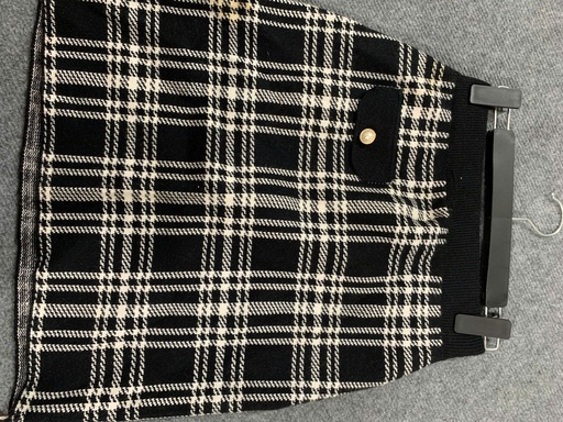 CV ĐEN KẺ VUÔNG TRẮNG LTHTRANG