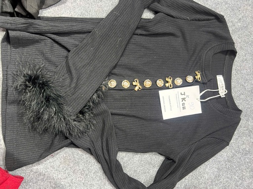 VÁY ĐEN CÚC NƠ TAY LÔNG THUYII