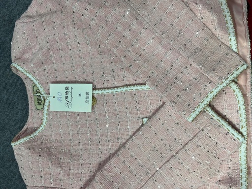 ÁO KHOÁC HỒNG DENTION THUYII