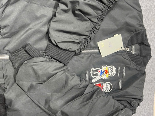 ÁO KHOÁC ĐEN D&G HÌNH NGỰC THUYII