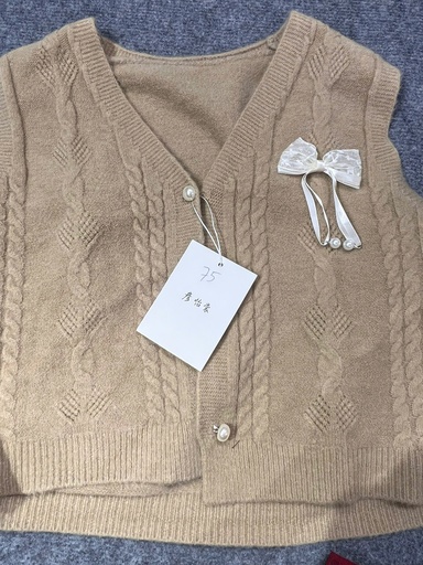 ÁO LEN CỔ TIM KO TAY NƠ NGỰC TRẮNG THUYII