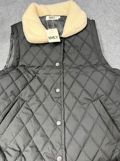 ÁO PHAO KO TAY L EMLY THUYII