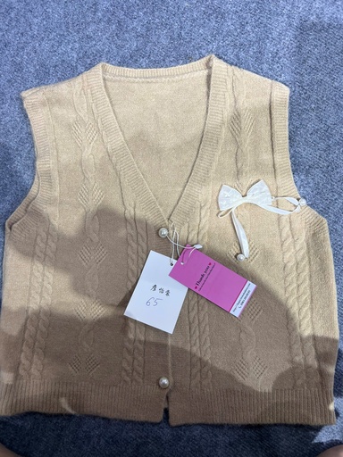 ÁO LEN CỔ TIM CÚC NGỌC NƠ NGỰC TRẮNG THUYII