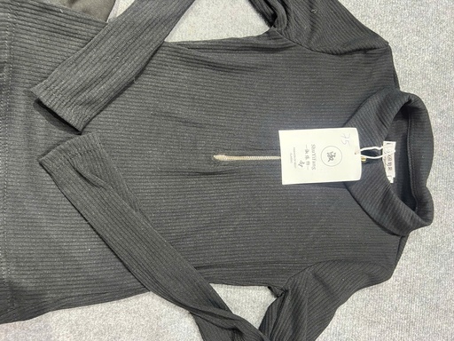 VÁY ĐEN KHÓA NGỰC M THUYII