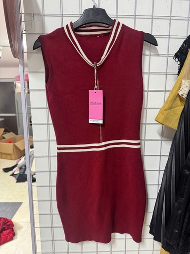 VÁY LEN ĐỎ 3LỖ KẺ 2SỌC HÔNG OANH