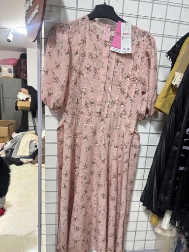 VÁY HỒNG PHẤN HOA LÁ LI TI MONACO OANH 