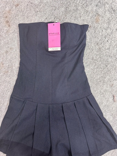 VÁY KẺ CÚP NGỰC XẾP LY NBICH