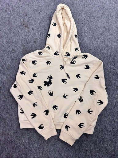 ÁO PHÔNG TRẮNG CÓ MŨ HỌA TIẾT ÉN NMPHUONG