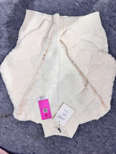 ÁO KHOÁC TRẮNG LÔNG CỪU THUYIII