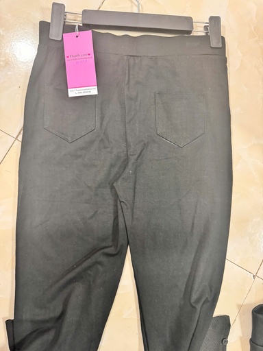 QUẦN LEGGING ĐEN ANH