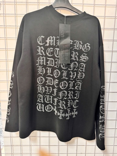 ÁO PHÔNG ĐEN ĐÍNH ĐÁ THUYII