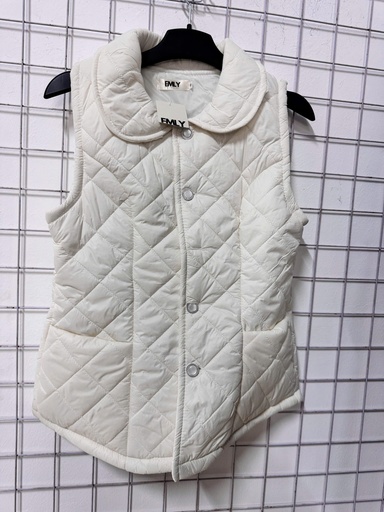 ÁO KHOÁC GILE TRẮNG CÓ CỔ THUYII