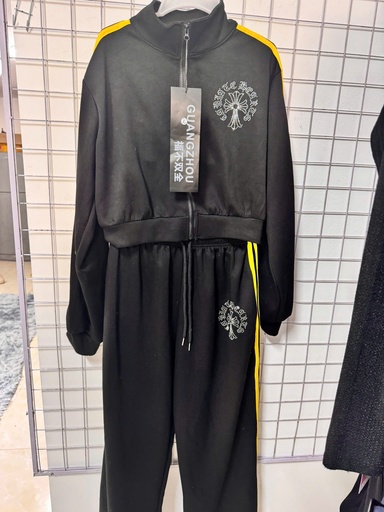 SET BỘ TT ĐEN VÀNG THUYII