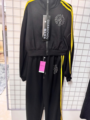 SET BỘ TT ĐEN VÀNG THUYII