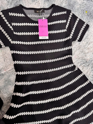 VÁY ĐEN KẺ NGANG TRẮNG ELISE QANH265