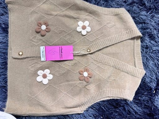 ÁO GILE NÂU HỌA TIẾT HOA THUY