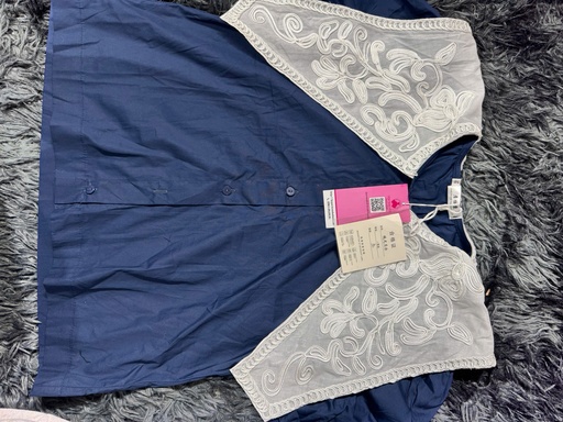 ÁO SƠMI XANH CỔ TRẮNG ĐIỆU 