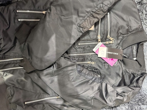 ÁO KHOÁC NAM ĐEN NHIỀU KHÓA THUY