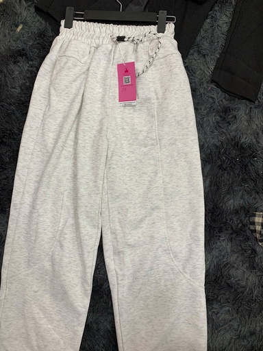 QUẦN CHUN TRẮNG TLINH