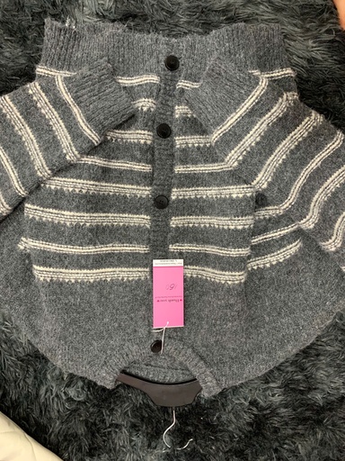 ÁO LEN XÁM KẺ TLINH