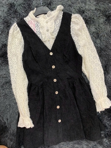 VÁY REN ĐEN TRẮNG THAO