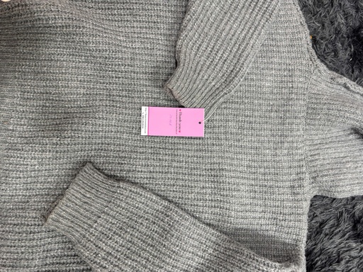 ÁO LEN XÁM CỔ LỌ H.ANH