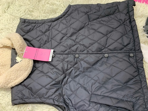 ÁO KHOÁC GILE ĐEN CỔ LÔNG THUY