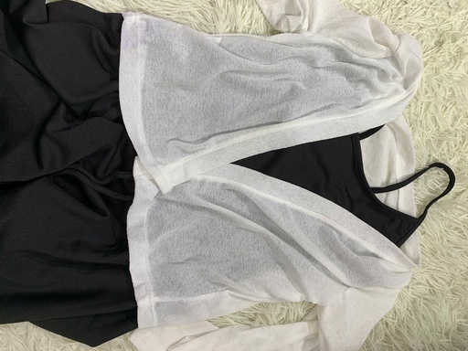 SET VÁY DÂY ĐEN KÈM ÁO KHOÁC NGOÀI THUY