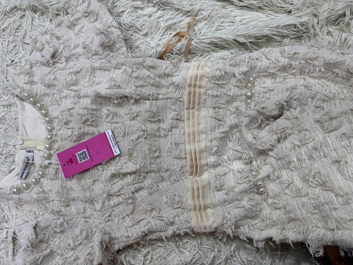 VÁY LIỀN DẠ TUA RUA TRẮNG KEM 