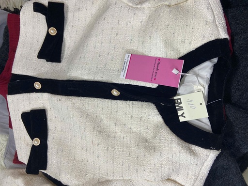 ÁO KHOÁC DẠ TRẮNG TÚI NƠ THUY