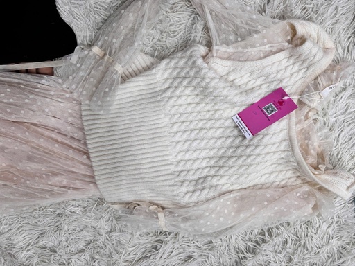 SET VÁY CHẤM BI KÈM ÁO GILE TRẮNG HA