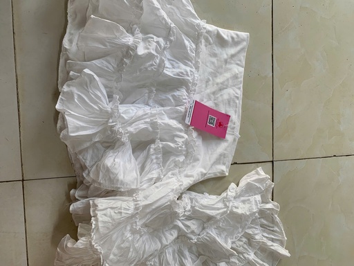 ÁO TRẮNG CUP NGỰC KIỂU BÈO THUY