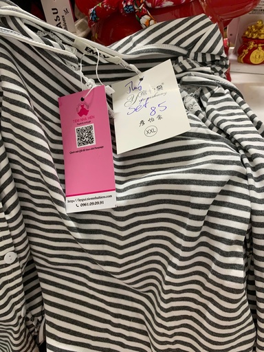 SET ÁO 2 DÂY ĐEN KÈM ÁO KHOÁC NGOÀI THUY