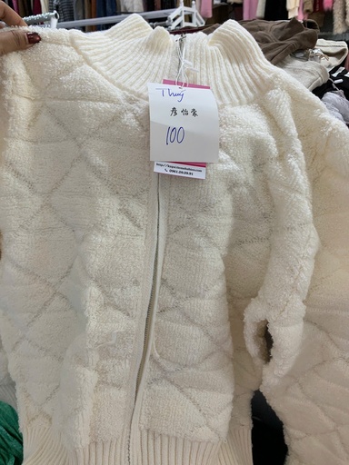 ÁO KHOÁC TRẮNG LÔNG CỪ THUY